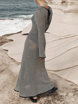 נשים s סקסי לסרוג שמלת מקסי עם רשת חלולה החוצה עיצוב מסוגנן פסים שרוולים ארוכים ועם לקשור פרטים - מושלם לקיץ